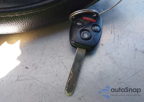 2010 Honda Accord 3.5 Ex-L z USA, uszkodzony, nr VIN 1HGCP3F85AA018627